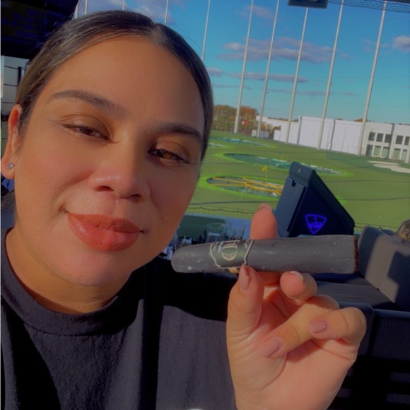 Meet your Posher, Cindy - Picture 1 of 1